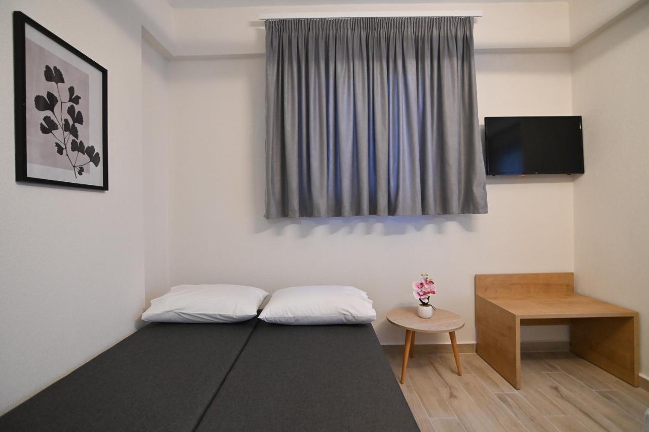 Armonia Luxury Suites Vrasná Eksteriør bilde