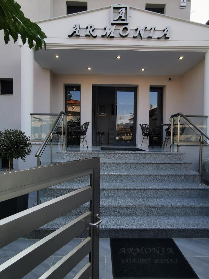Armonia Luxury Suites Vrasná Eksteriør bilde