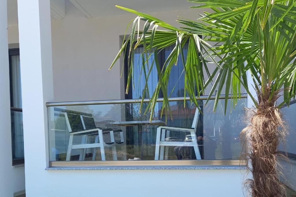 Armonia Luxury Suites Vrasná Eksteriør bilde